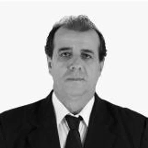 ZÉ CASQUEIRO