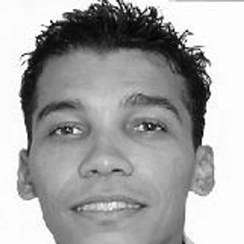 ANDRÉ CANDIÁ