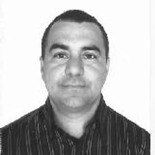 MARCOS ARAÚJO