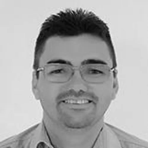 UESIO MOREIRA