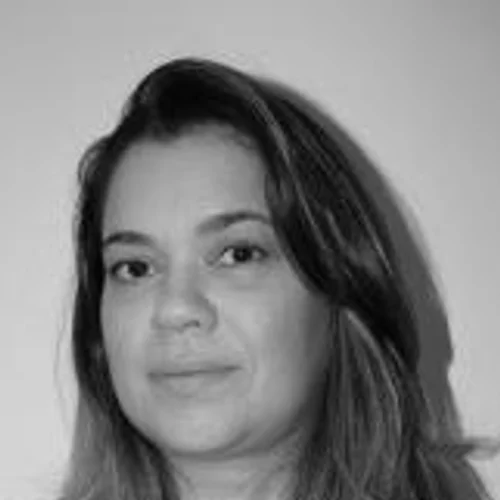 XÊNIA COSTA