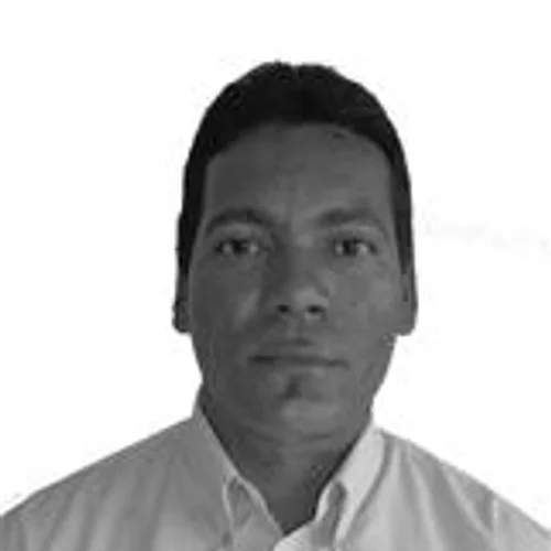 ROBERTO DE VALDIVIO