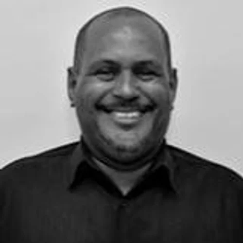 Pastor César