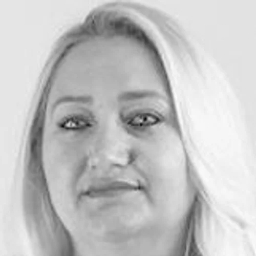 CLAUDIA DA AUTO ESCOLA