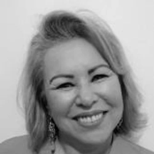 Esther Bravo