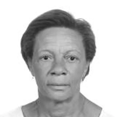 Tia Lena