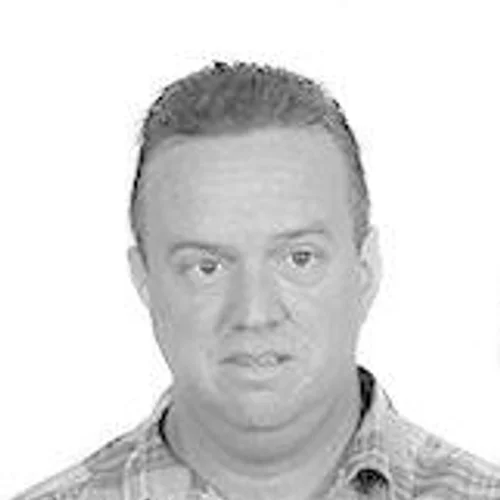 MAURO CESAR