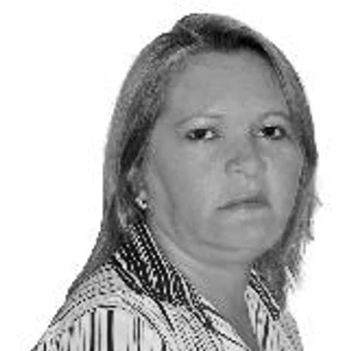IVANIA FERNADES
