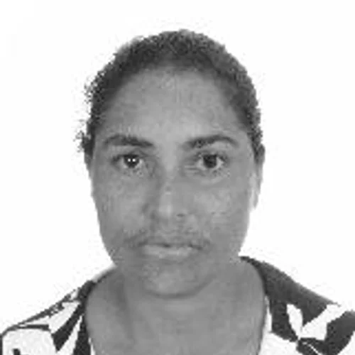 ELAINE PATUÁ