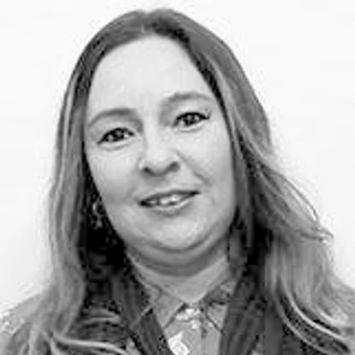 VALÉRIA BIÓLOGA