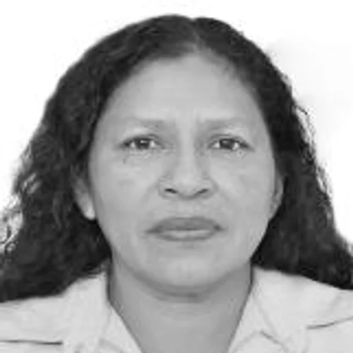 Tia Paula
