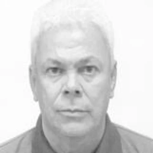 OSCAR ESCRAACHA