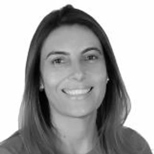 Elaine Professora
