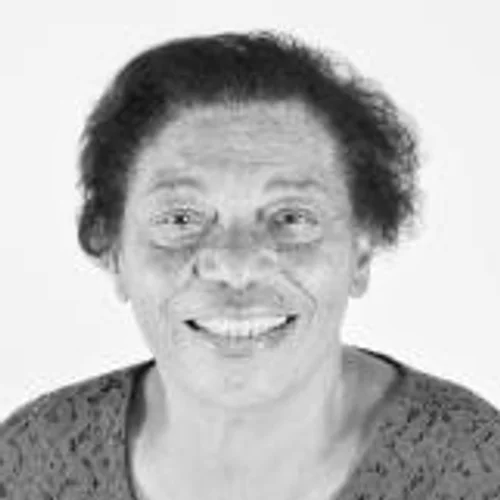 Lourdes Professora