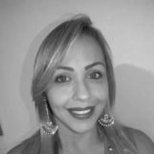 Karla Medeiros