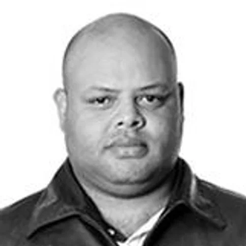 MARCOS OLIVEIRA