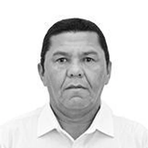 PADRE RAIMUNDO