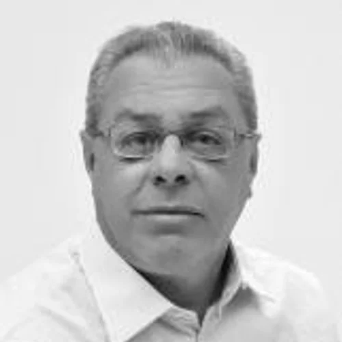 GUSTAVO