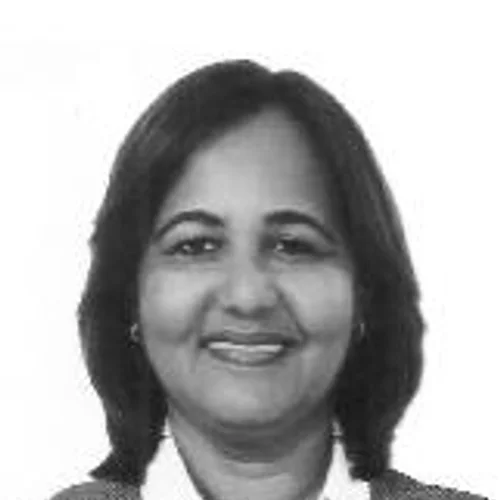 CARMEM MOURA