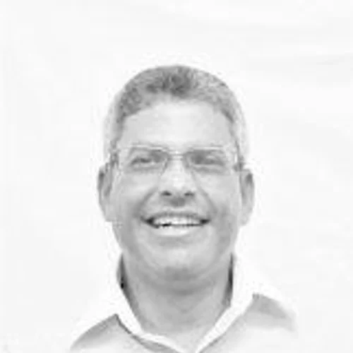 ROBERTO SOARES
