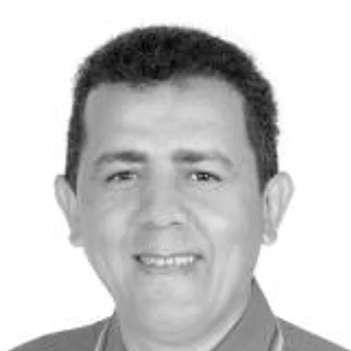 ELTON OREIA