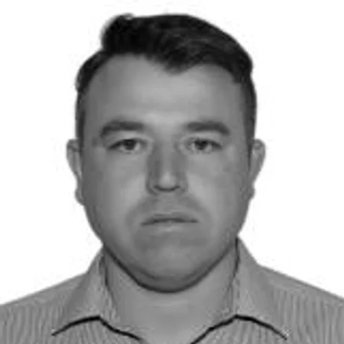 Professor Marcio Luis