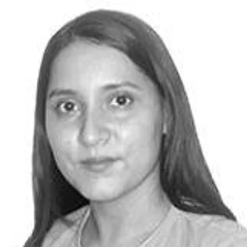 DANIELE AZEVEDO