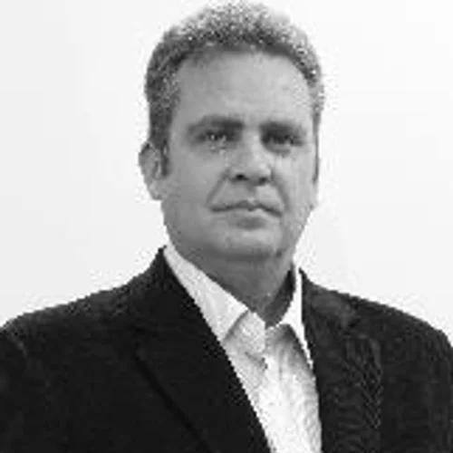 DR FERNANDO VALLE