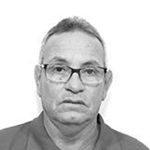 ZÉ PERIN