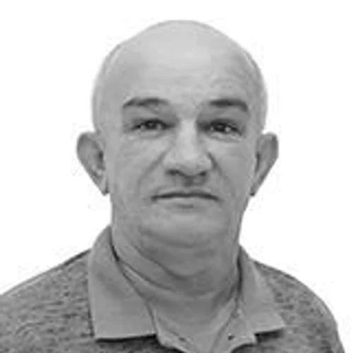 Evalto Linhares