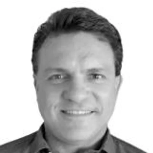 SANDRO AUGUSTO