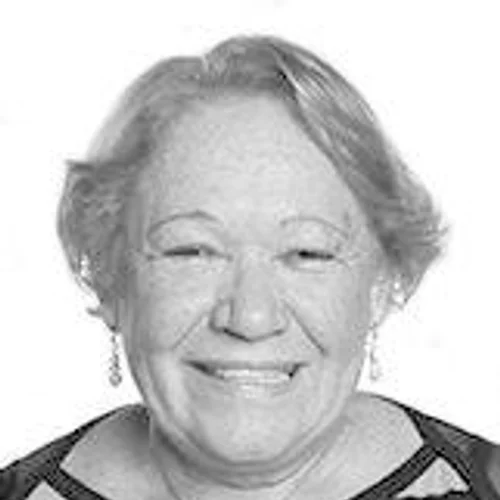 Prof Ofelia Correa