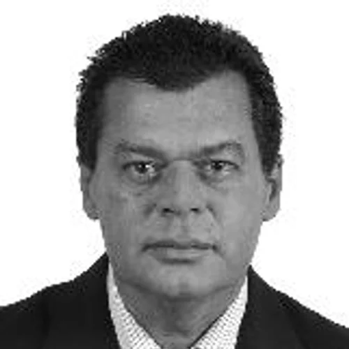 DR RENATO