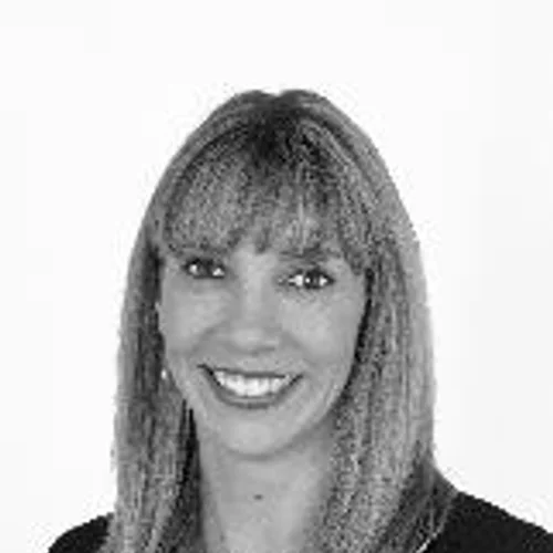 DRA. ANA PAULA