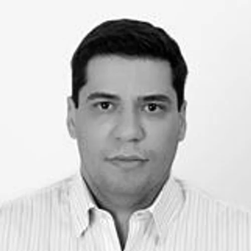 Tiago Abra