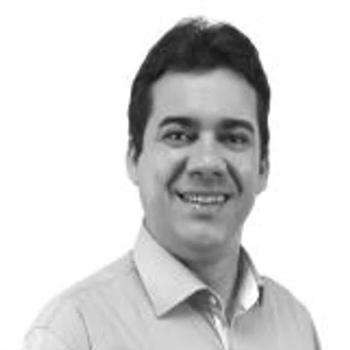Higo Carlos