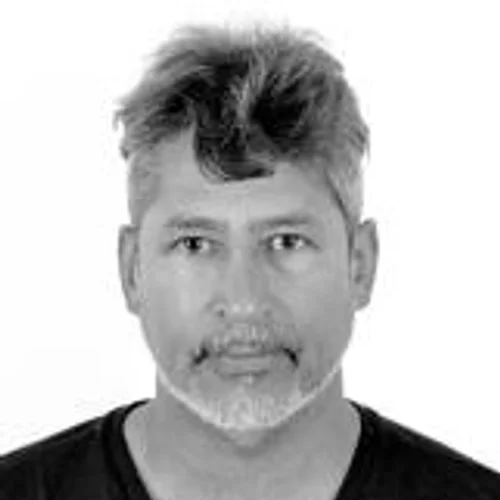 JOSÉ OLIVEIRA