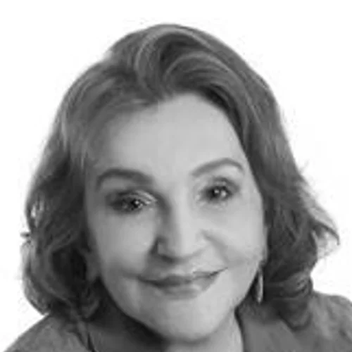 LÚCIA BRAGA