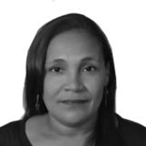 EDNA LIRA