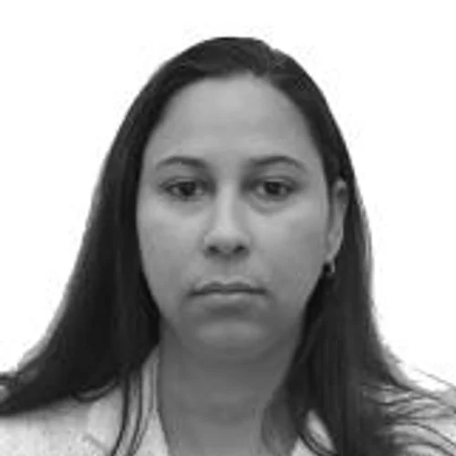 Karine Tosta
