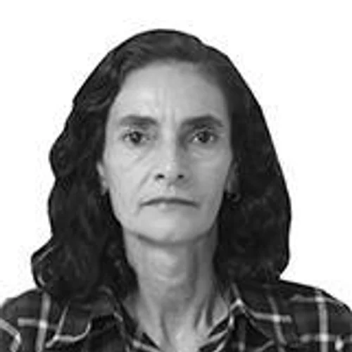 IRENE ARAUJO