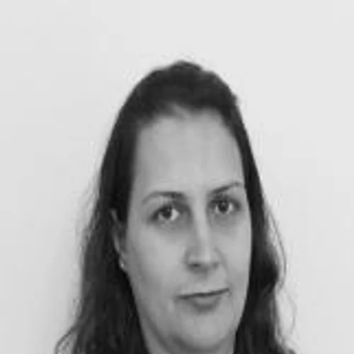 DR. ANA PAULA ZANATTA