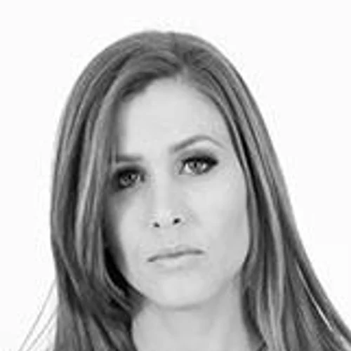 Angela Santos