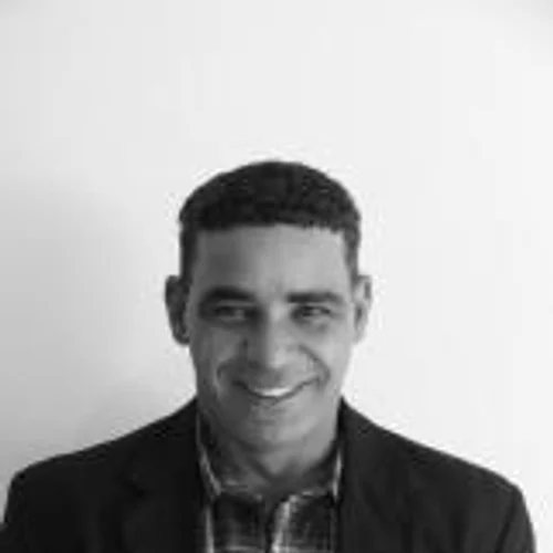 Reynaldo Quarenta
