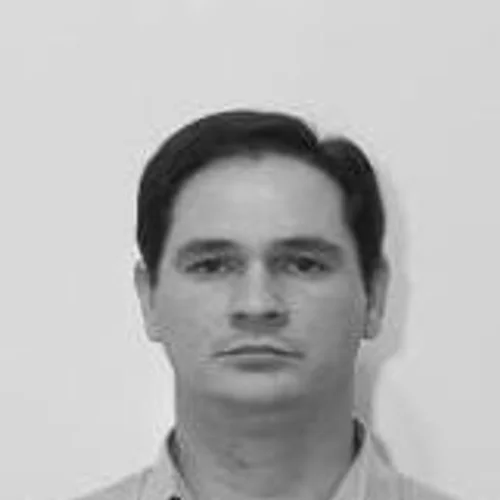 LUCAS FINO
