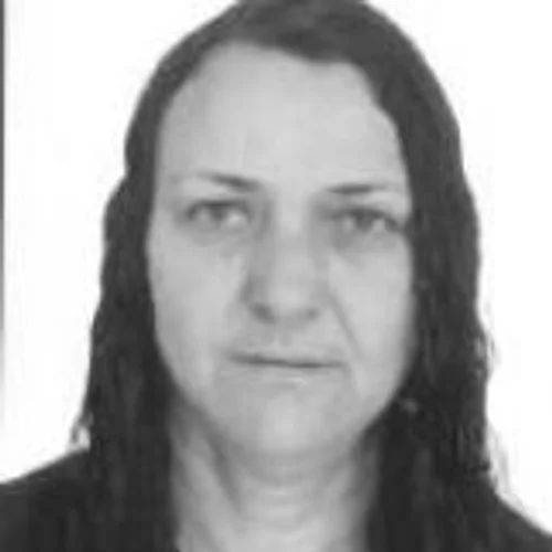 PROFESSORA TANIA KAISER