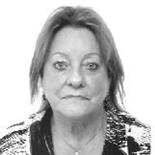 SUELY MACHADO