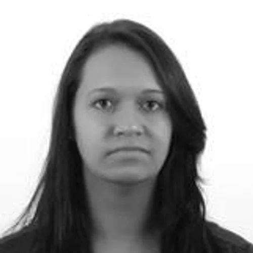 NAIANE GOMES