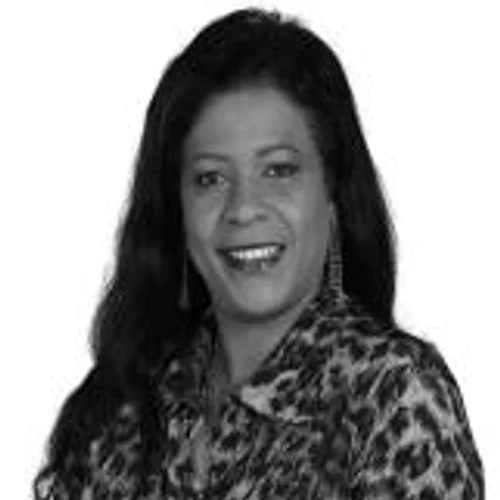 ROSANA MENDES