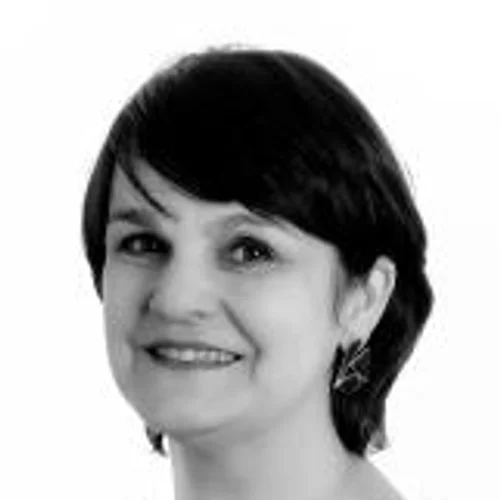 Elaine Gomes